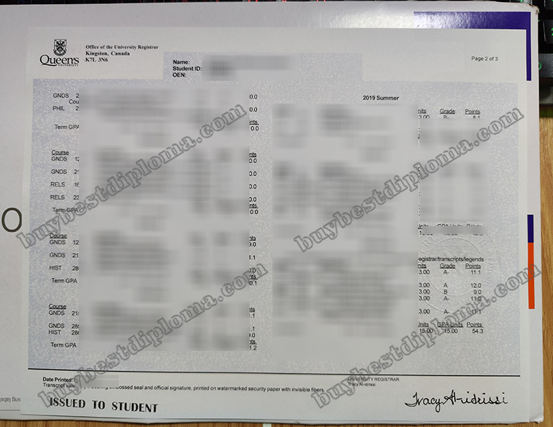 Queen's University transcript Queen's University transcript